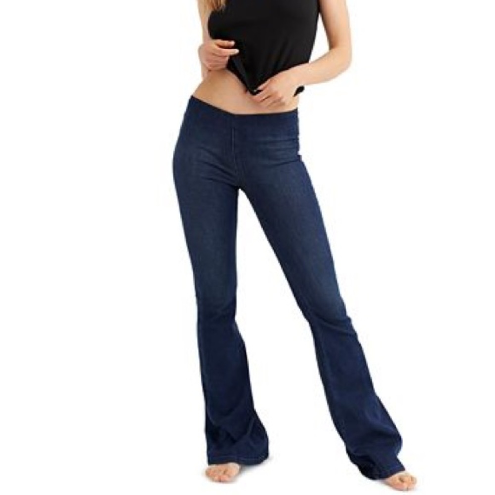 FREE PEOPLE FLARE WIDE LEG JEANS STRETCH LOW RISE